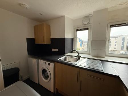 2 bedroom Flat to let in Hilltown, Hilltown, Dundee, DD3