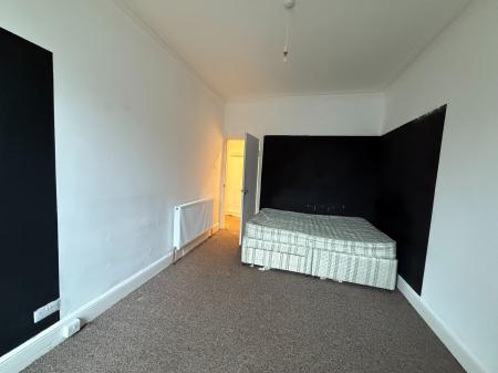 2 bedroom Flat to let in Hilltown, Hilltown, Dundee, DD3