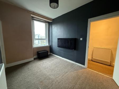 2 bedroom Flat to let in Hilltown, Hilltown, Dundee, DD3