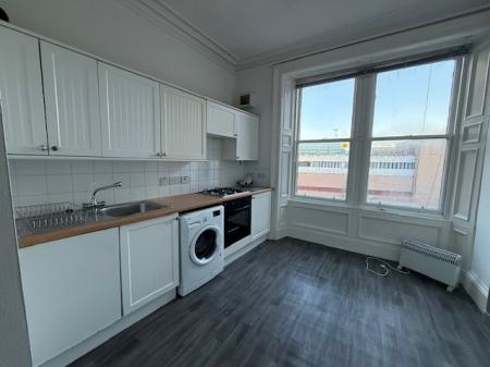 2 bedroom Flat to let in Meadowside, City Centre, Dundee, DD1