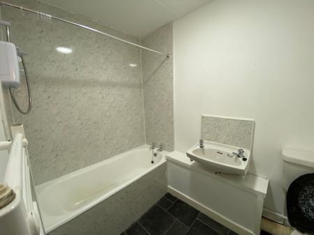 1 bedroom Flat to let in Commerce St, Arbroath, Angus, DD11