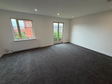 4 bedroom Town house to let in Craigie Street, Stobswell, Dundee, DD4