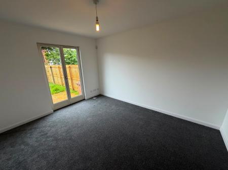 4 bedroom Town house to let in Craigie Street, Stobswell, Dundee, DD4