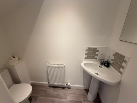 4 bedroom Town house to let in Craigie Street, Stobswell, Dundee, DD4