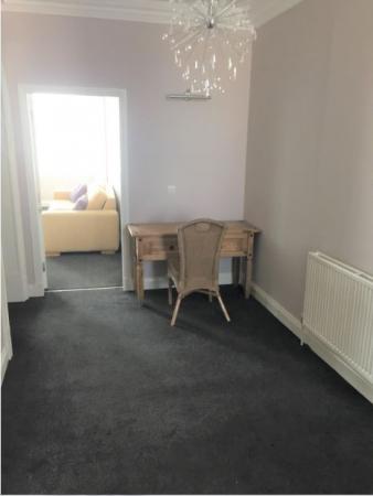 2 bedroom Flat to let in Nethergate, West End, Dundee, DD1