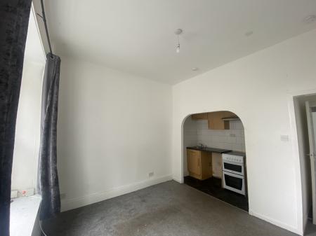 1 bedroom Flat to let in Strathmartine Road, Dundee, DD3