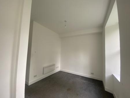 1 bedroom Flat to let in Strathmartine Road, Dundee, DD3