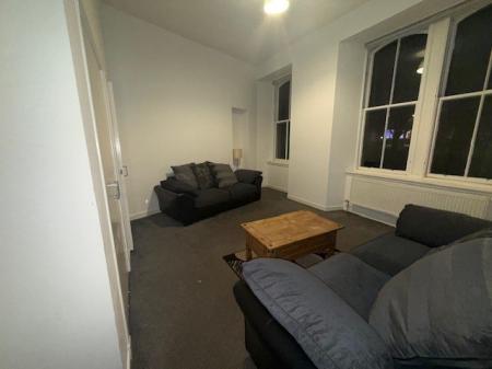 2 bedroom Flat to let in Perth Road, City Centre, Dundee, DD1