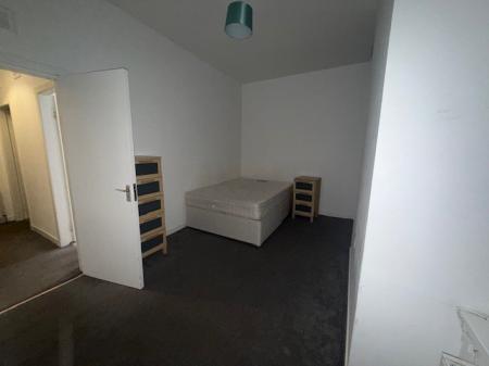 2 bedroom Flat to let in Perth Road, City Centre, Dundee, DD1
