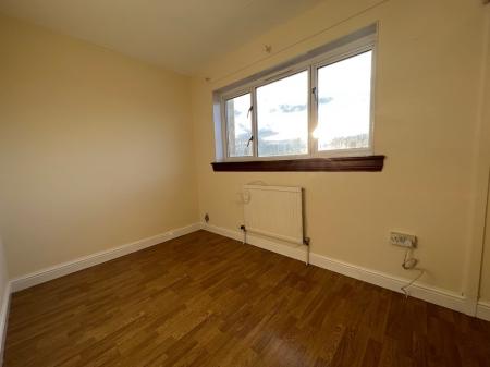 3 bedroom Terraced House to let in Earn Crescent, Menzieshill, Dundee, DD2