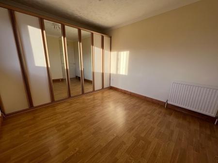 3 bedroom Terraced House to let in Earn Crescent, Menzieshill, Dundee, DD2