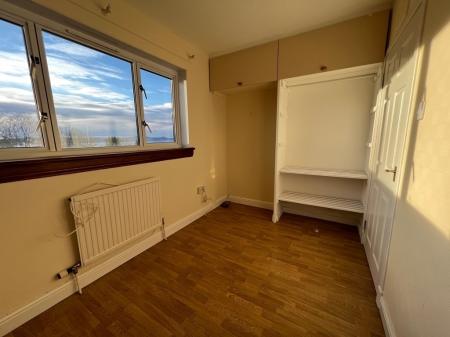 3 bedroom Terraced House to let in Earn Crescent, Menzieshill, Dundee, DD2