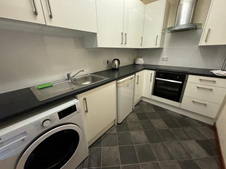 2 bedroom Flat to let in Taits Lane, Dundee, DD2