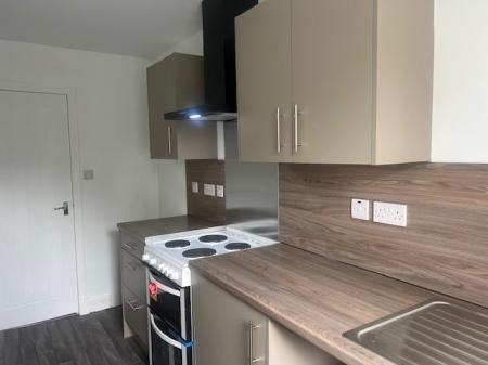 1 bedroom Flat to let in Lochee Road, Dundee, DD2