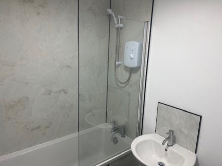 1 bedroom Flat to let in Lochee Road, Dundee, DD2