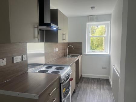 1 bedroom Flat to let in Lochee Road, Dundee, DD2