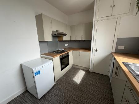 1 bedroom Flat to let in Park Avenue, Stobswell, Dundee, DD4
