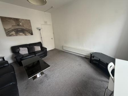 1 bedroom Flat to let in Park Avenue, Stobswell, Dundee, DD4