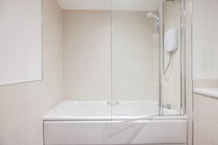 2 bedroom Flat to let in South Victoria Dock Road, City Quay, Dundee, DD1