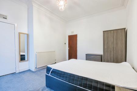 2 bedroom Flat to let in King Street, Broughty Ferry, Dundee, DD5