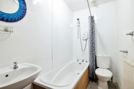 2 bedroom Flat to let in King Street, Broughty Ferry, Dundee, DD5