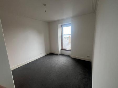 2 bedroom Flat to let in Gibson Terrace, Dundee, DD4