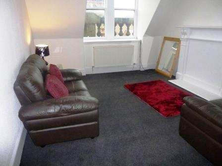 2 bedroom Flat to let in Meadowside, Dundee, DD1