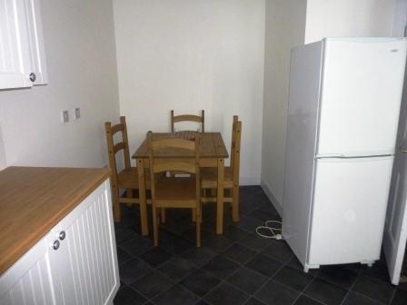 2 bedroom Flat to let in Meadowside, Dundee, DD1