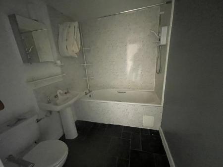 4 bedroom Flat to let in Commerce St, Arbroath, Angus, DD11
