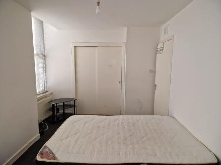 2 bedroom Flat to let in Perth Road (SGL), Dundee, DD1