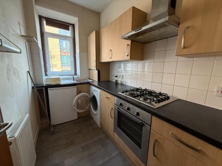 1 bedroom Flat to let in Brown Constable Street, Dundee, DD4