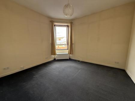 1 bedroom Flat to let in Brown Constable Street, Dundee, DD4