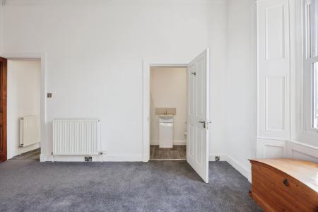 4 bedroom Town house to let in Springfield, Dundee, DD1