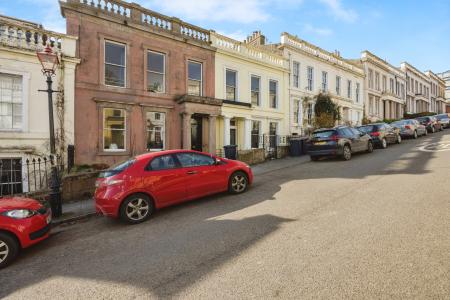 4 bedroom Town house to let in Springfield, Dundee, DD1