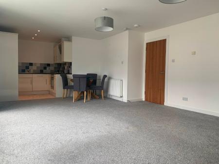 2 bedroom Flat to let in Panmure Court, City Quay, Dundee, DD1