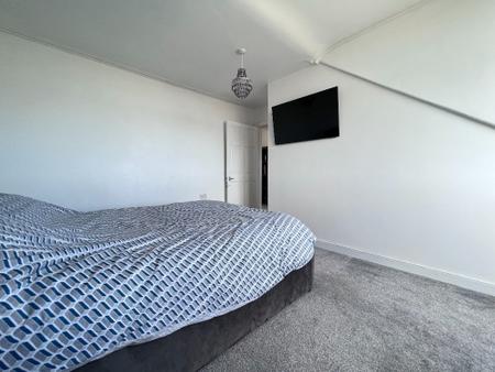 3 bedroom Terraced House to let in Ferry Road, Monifieth, Dundee, DD5