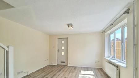 1 bedroom Cluster house to let in Longbrooke, Houghton Regis, LU5