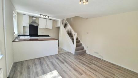 1 bedroom Cluster house to let in Longbrooke, Houghton Regis, LU5