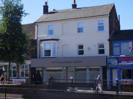 1 bedroom Studio flat to let in High Street North, Dunstable, LU6