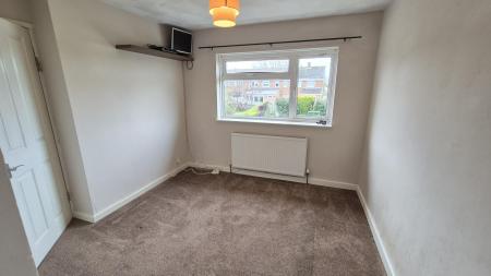 2 bedroom End of terrace house to let in Tithe Farm Road, Houghton Regis, LU5
