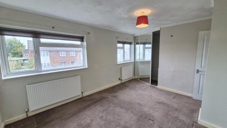 2 bedroom End of terrace house to let in Tithe Farm Road, Houghton Regis, LU5