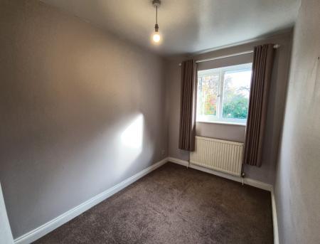 2 bedroom End of terrace house to let in Halleys Way, Houghton Regis, LU5