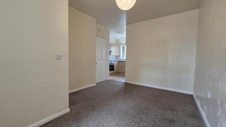 3 bedroom Detached house to let in Chiltern Road, Dunstable, LU6