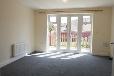 2 bedroom End of terrace house to let in Lotus Mews, Dunstable, LU6
