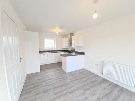 2 bedroom Flat to let in Tilling Green, Dunstable, LU5