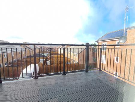 2 bedroom Flat to let in Tilling Green, Dunstable, LU5