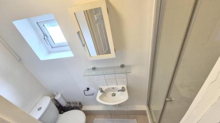 0 bedroom Studio flat to let in High Street South