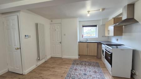 0 bedroom Studio flat to let in High Street South