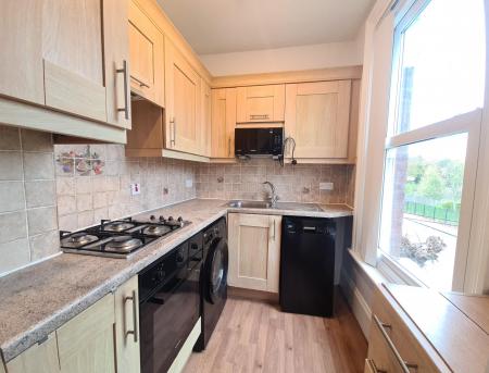 2 bedroom Flat to let in West Street, Dunstable, LU6