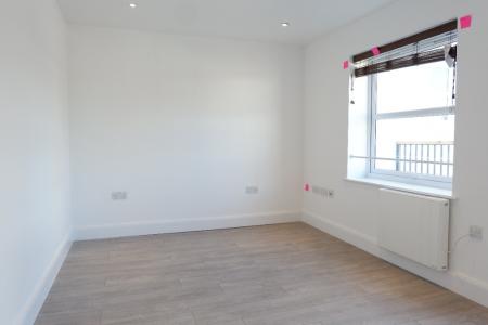 1 bedroom Flat to let in Maidenbower Avenue, Dunstable, LU6